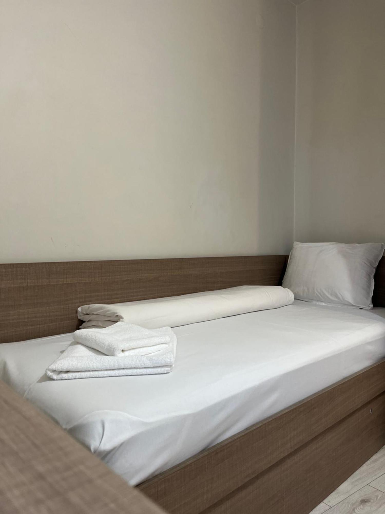 Хостел Атлас - Hostel Atlas 블라고에프그라드 외부 사진